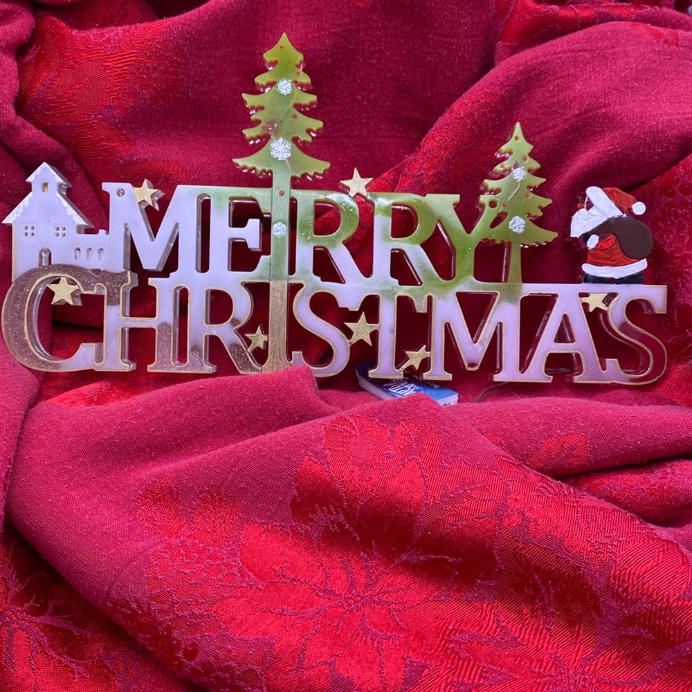 Merry Christmas resin Wall sign or ornament.
